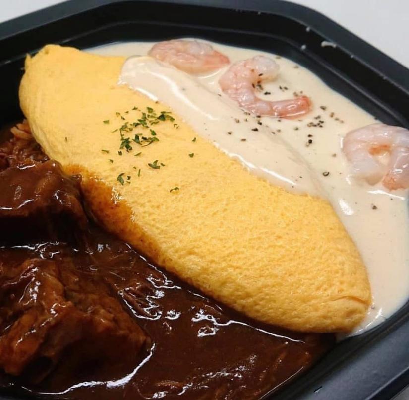 タイでライブキッチンのオムライスとハンバーグ専門店